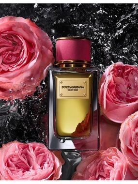 Dolce & Gabbana Velvet Rose Bottle in Pink and Gold